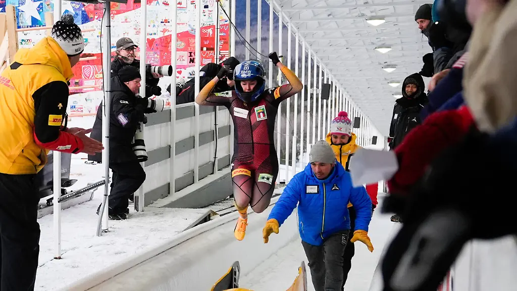 d4d1a442e5cd2ff2c45cb795f21ae4b8