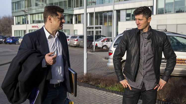 Lewandowski und sein ehemaliger Berater im Dezember 2015.