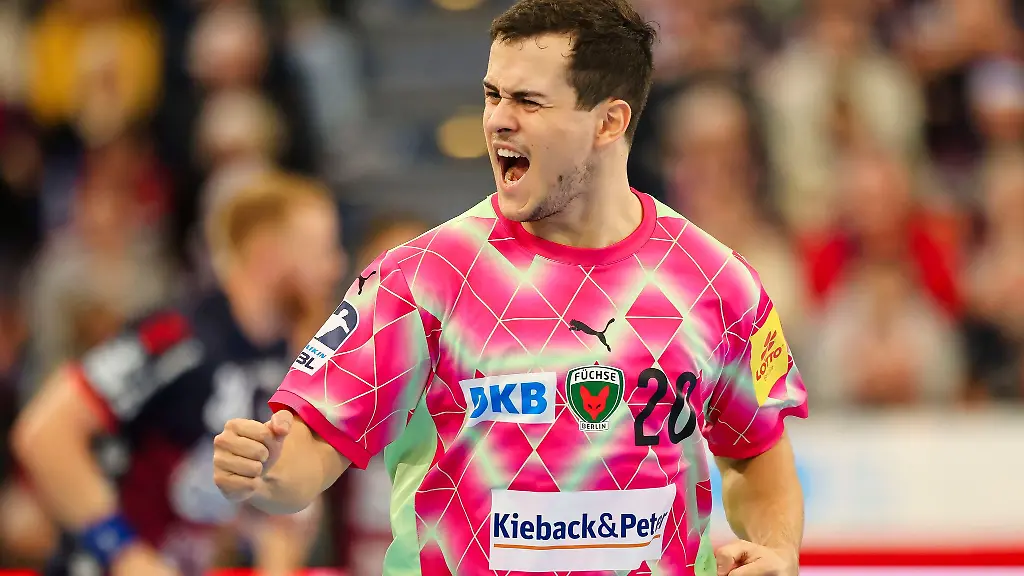 Fuechse-Linksaussen-Tim-Freihoefer-erzielte-gegen-Wetzlar-sieben-Tore