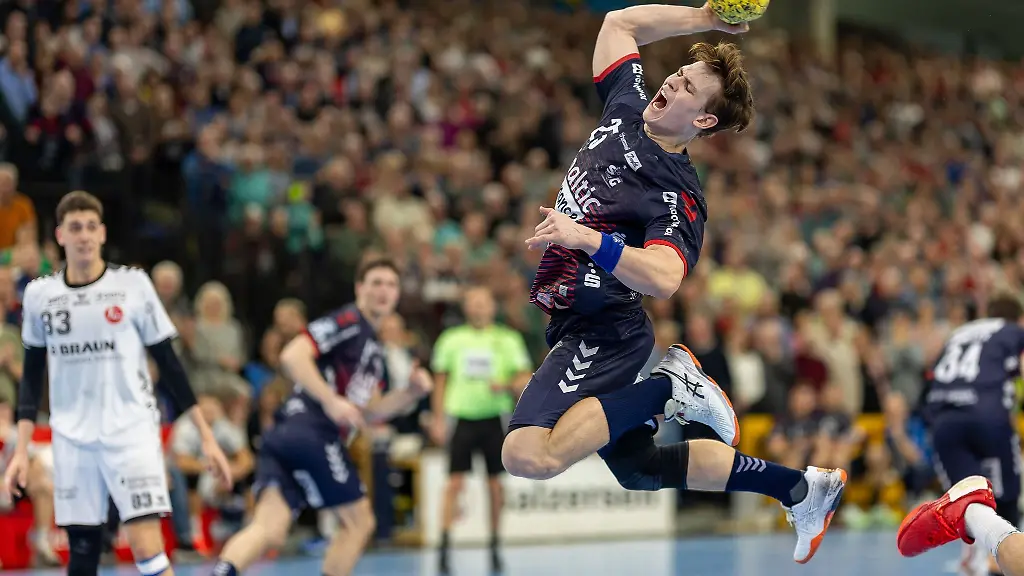 Lukas-Joergensen-und-die-SG-Flensburg-Handewitt-spielten-in-Goeppingen