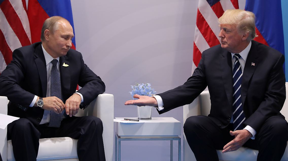 2017-07-07T000000Z_1154614389_RC133882A6F0_RTRMADP_3_G20-GERMANY-PUTIN-TRUMP.JPG