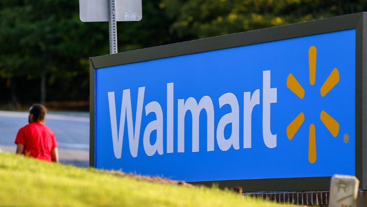 Die US-Wahl steht an, Walmart zieht die Konsequenzen und nimmt Waffen sowie Munition aus den Verkaufsregalen.