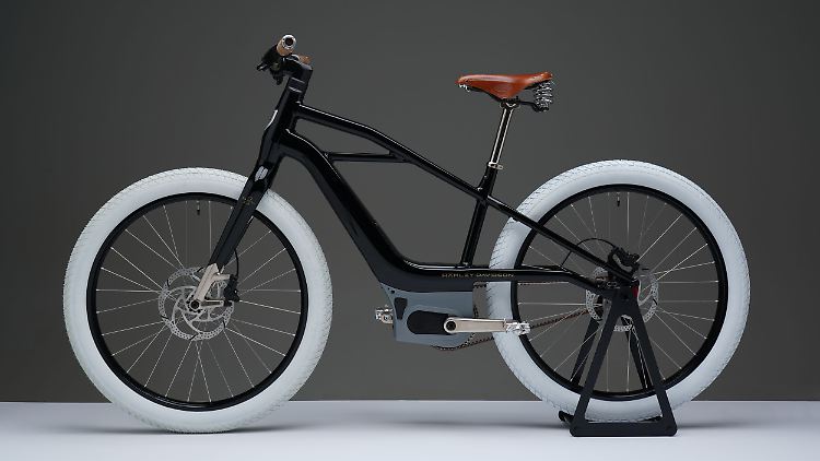 Das Pedelec Serial 1 Cycle lehnt sich optisch stark an die 1903 eingeführte Harley mit dem Namen Number One an.