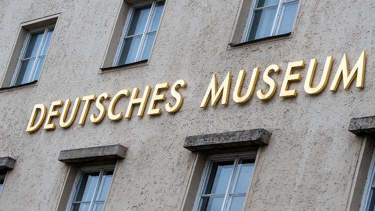 Museen in Deutschland müssen ab Montag schließen - einige kritisieren die Maßnahme.