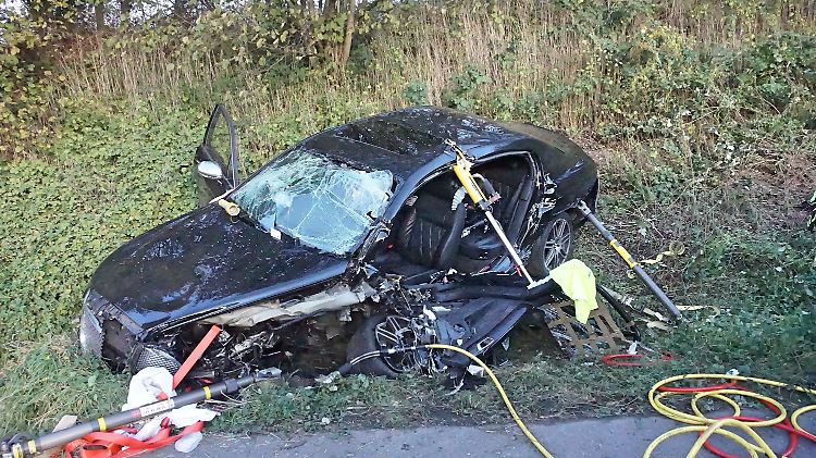 In diesem Auto starb Berichten zufolge Mittelstandspräsident Mario Ohoven.