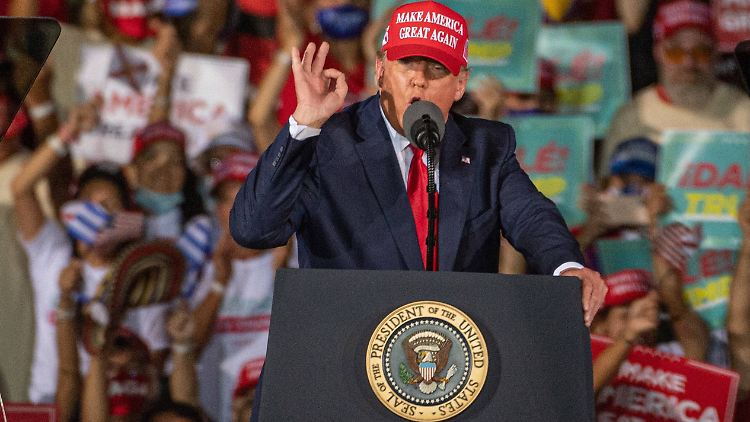 Wird er Fauci feuern? Trump: "Sagt es nicht weiter, aber lasst mich noch warten bis kurz nach der Wahl."