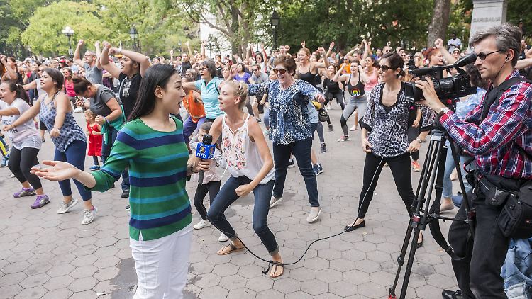 Chinesische Fernsehjournalisten in New York: Für die Reporter aus Fernost sind die Arbeitsbedingungen in den USA derzeit erschwert.