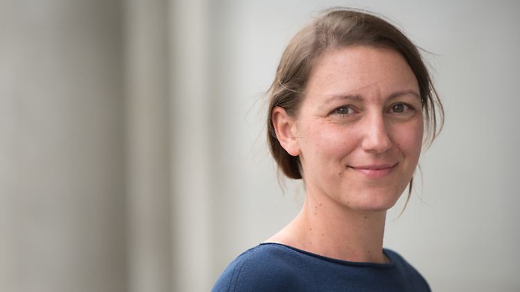 Jasmin Riedl lehrt Politikwissenschaften an der Bundeswehr-Universität in Neubiberg bei München.