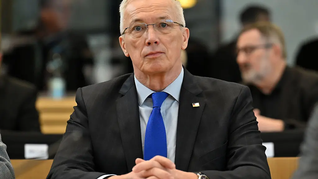 Der-Thueringer-AfD-Abgeordnete-Joerg-Prophet-wollte-Vize-Landtagspraesident-werden-erhielt-aber-nicht-genuegend-Stimmen