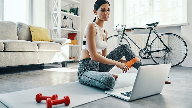 Zuhause trainieren? Das geht - mit etwas Disziplin und den richtigen Tools.
