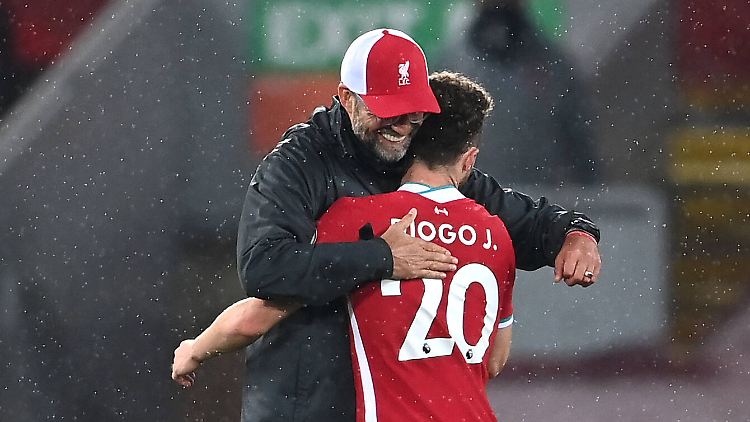 Jürgen Klopp und sein neuer Punktelieferant Diogo Jota.