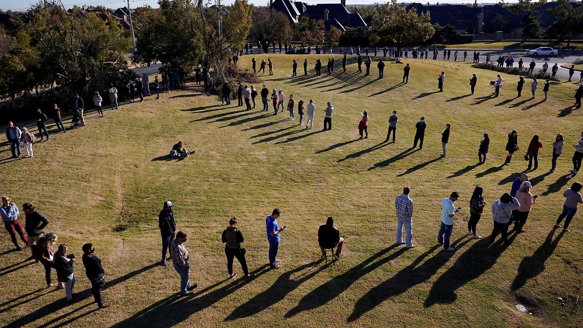Vielerorts, wie hier in Oklahoma City, kam es zu langen Wartezeiten.