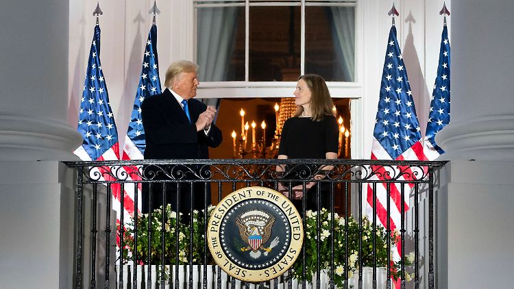 Erst vor einer Woche wurde die konservative Richterin Amy Coney Barrett als neues Mitglied des Supreme Court vereidigt - Präsident Donald Trump hatte sie ernannt.  