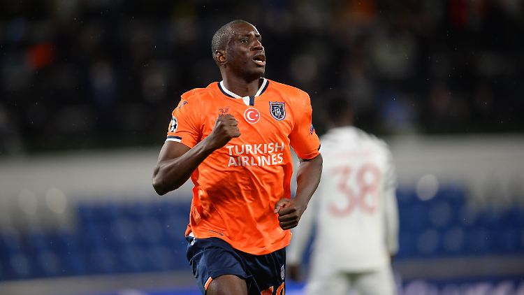Demba Ba brachte Basaksehir in Führung, es war das erste Tor in der Champions League überhaupt für den Klub.
