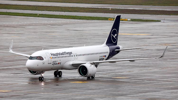 Die Lufthansa hat im dritten Quartal noch mehr Verlust gemacht als zunächst gedacht.