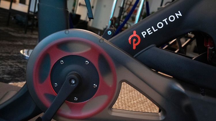 Die Schnäppchenjäger kommen: Der Marktwert von Peloton beträgt aktuell noch rund 8 Milliarden Dollar. Vor einem Jahr waren es noch 50 Milliarden Dollar.