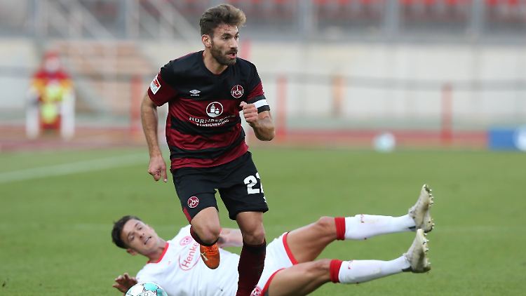 Wie groß muss der Vorsprung sein, um ihn mal in einen Sieg umzumünzen? Der 1. FC Nürnberg lässt schon wieder Punkte liegen.