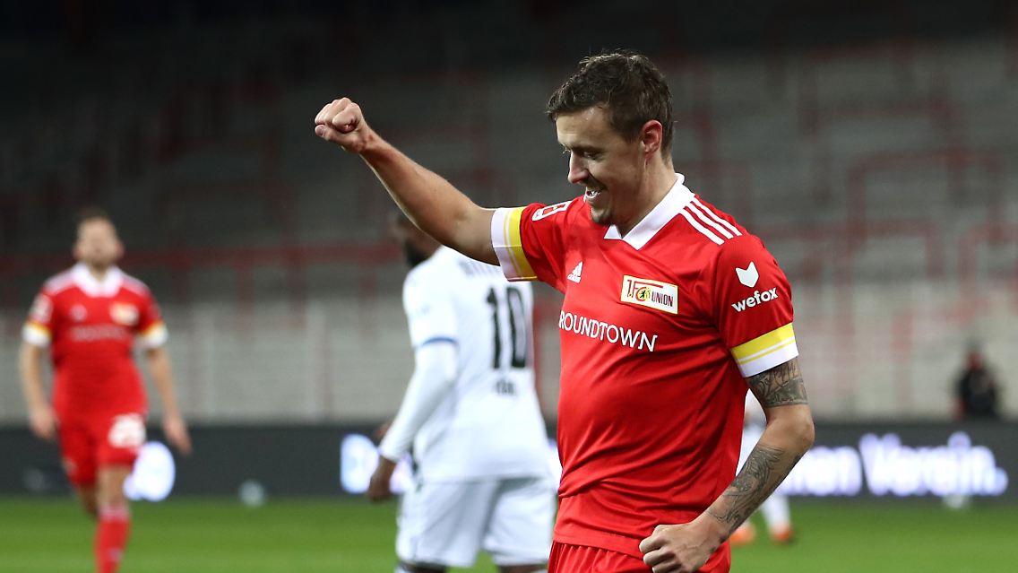 Max Kruse darf sich über einen Eintrag in die Bundesliga-Geschichtsbücher freuen: 16 mal trat der Neu-Berliner in der Bundesliga zum Elfmeter an, 16 mal durfte er jubeln. Öfter traf niemand, ohne auch nur einmal gescheitert zu sein.