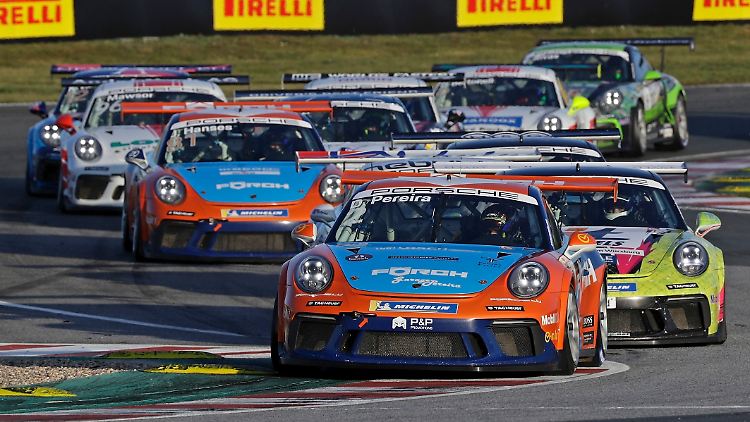 Beim Start vorne und am Ende auch: Dylan Pereira gewinnt den vorletzten Saisonlauf im Porsche Carrera Cup.