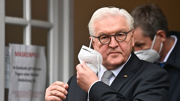 Frank-Walter Steinmeier ist besorgt über die Schärfe der Auseinandersetzung um die Corona-Politik