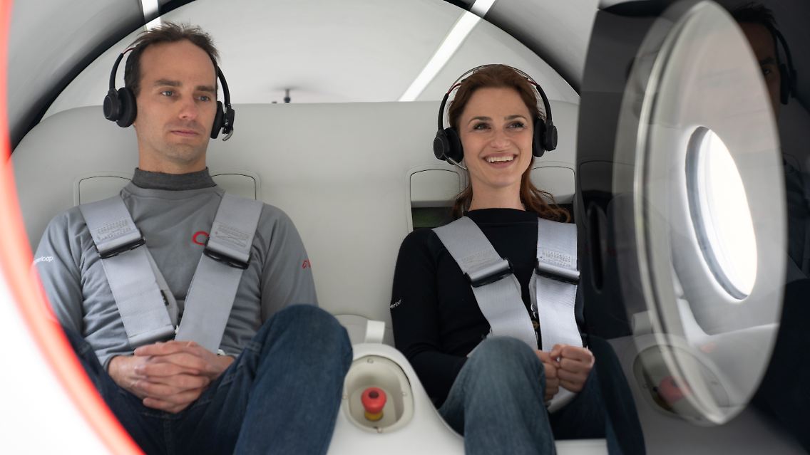 Josh Giegel und Sara Luchian nahmen an dem Test teil.