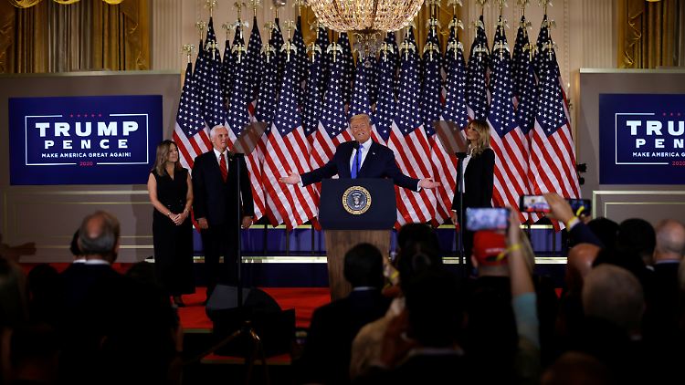 In Trumps Amtszeit als US-Präsident sind bereits 238.000 Menschen in den USA an dem Coronavirus gestorben.