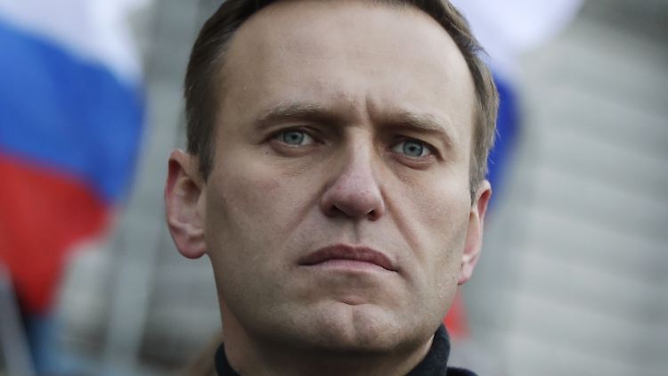 Nawalny hatte Putins Übernahme des Präsidentenamts als undemokratisch kritisiert.