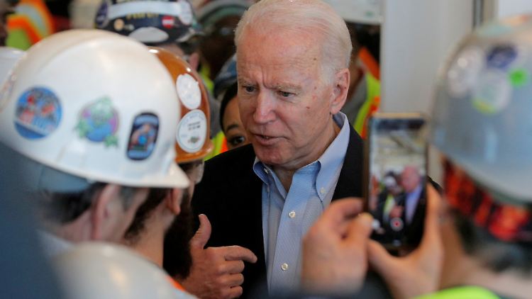 Hunderttausende Industriejobs "für hart arbeitende Amerikaner" will Biden angeblich in die USA zurückholen.
