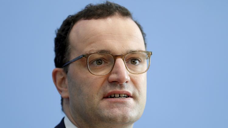 Spahn zeigt sich offen für eine Verlängerung der Weihnachtsferien.
