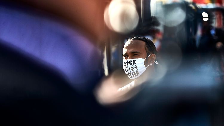 Hamilton weiß, wie er die Aufmerksamkeit nutzt, die auf ihn gerichtet ist.