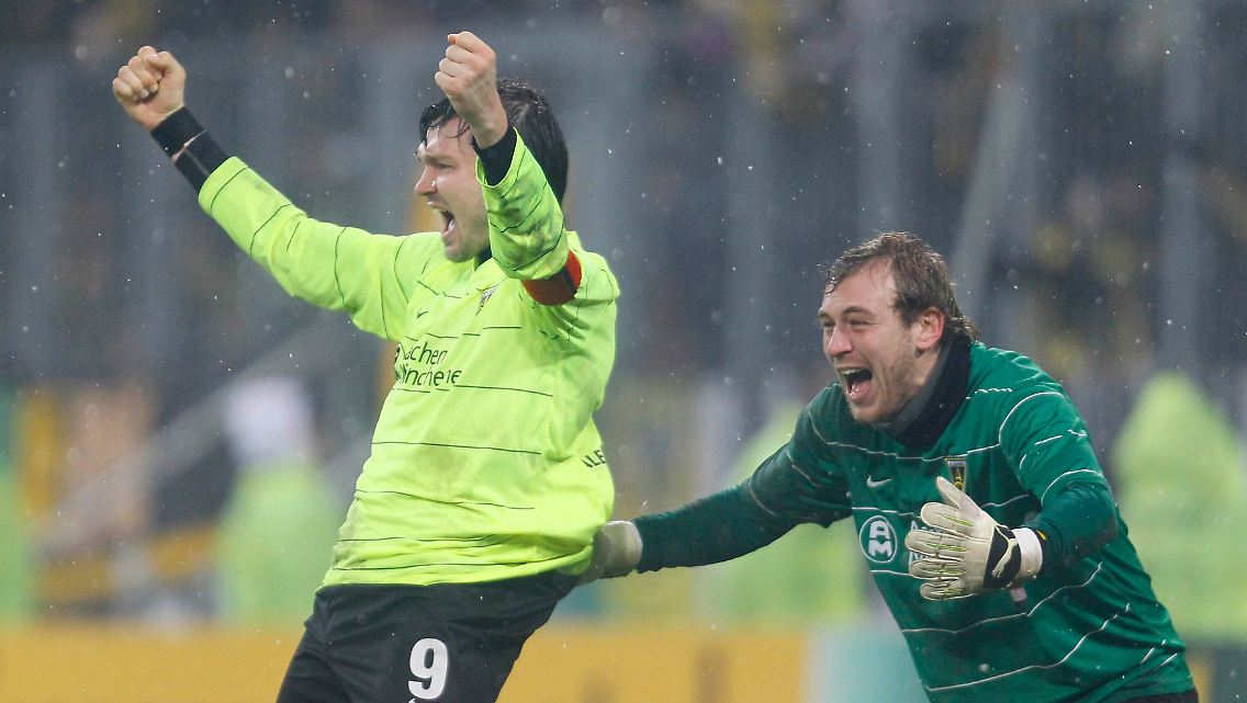 Die Freude über den Sieg gegen Frankfurt war bei Aachens Benjamin Auer (rechts) und David Hohs schon überschwänglich - die Vorfreude auf die Bayern wird ebenso groß sein.