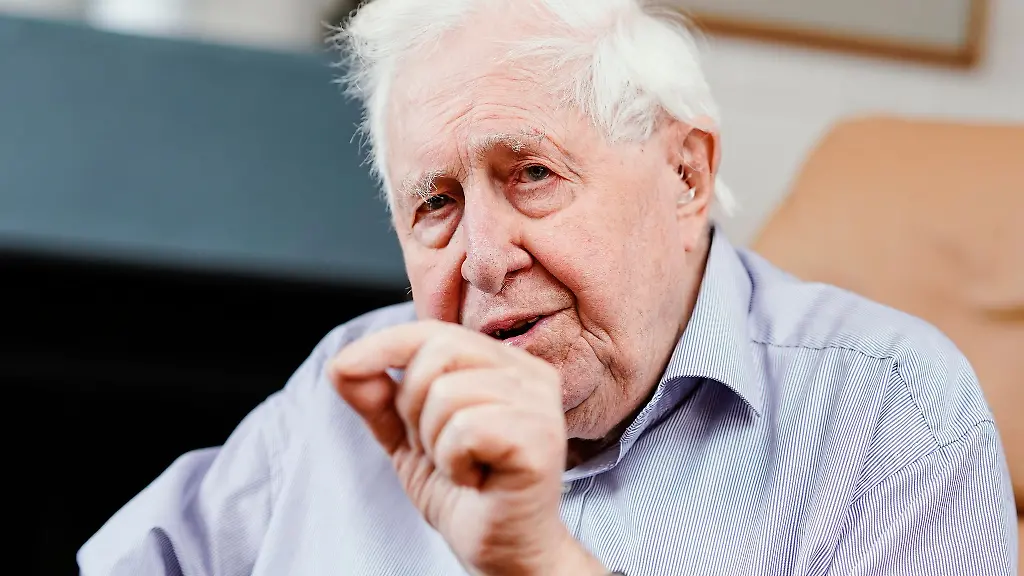 Der-Ost-West-Politiker-Bernhard-Vogel-regierte-Rheinland-Pfalz-und-spaeter-Thueringen