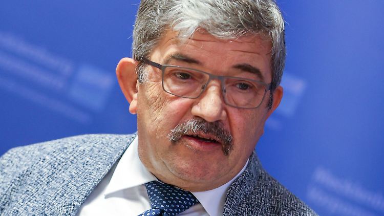 Lorenz Caffier betont, beim Zeitpunkt des Kaufes hätten ihm keine Verdachtsmomente vorgelegen.