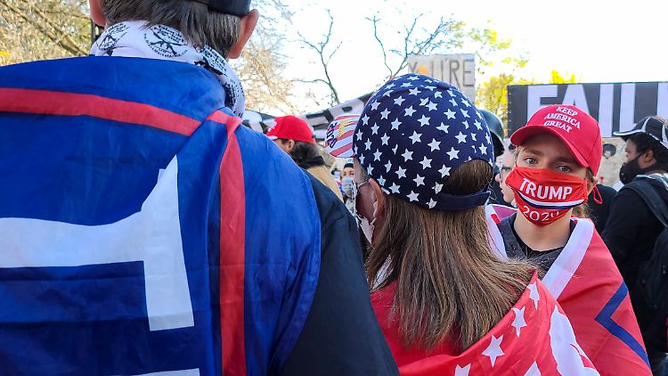 Auch Proteste von Trump-Anhängern ändern nichts am Wahlergebnis. 