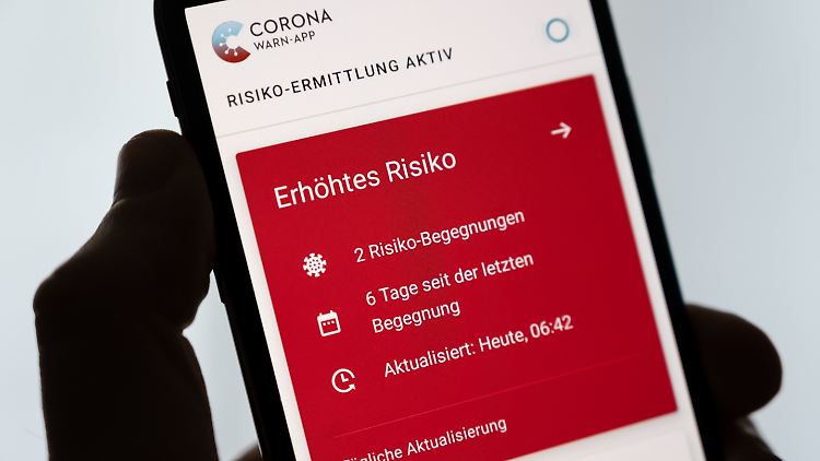 Rund 22 Millionen Deutsche haben sich die App bislang heruntergeladen.