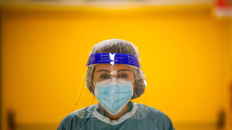 Die italienische Ärztin Elisabetta Teti arbeitet in einer Klinik in Rom.