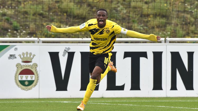 Youssoufa Moukoko macht nicht nur beim BVB alle wuschig.