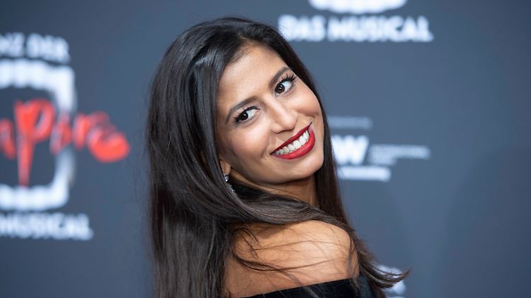 Kein Kommentar zum Traumpaar: Eva Benetatou.