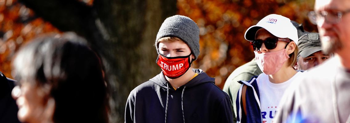 2020-11-07T184408Z_1654887528_RC2IYJ9NU7QZ_RTRMADP_3_USA-ELECTION-REACTION.JPG