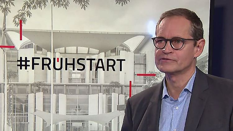 Michael Müller Corona-Maßnahmen.JPG