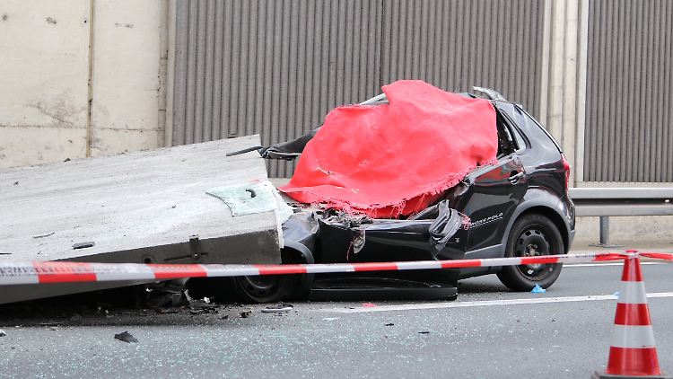 Für die 66-jährige Autofahrerin kam jede Hilfe zu spät.