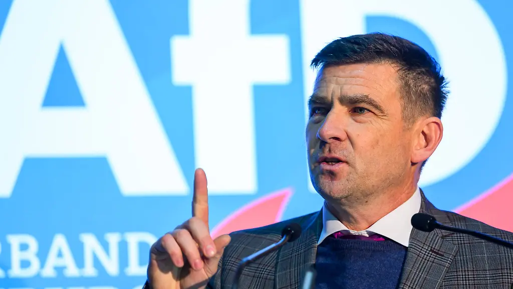 Arne-Raue-Buergermeister-in-Jueterbog-ist-vom-Landgericht-in-Potsdam-aufgefordert-worden-eine-Aeusserung-zu-unterlassen