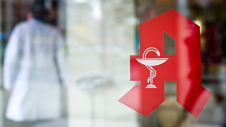 Mehr als 220 Apotheken haben seit Jahresbeginn ihre Dienste eingestellt - knapp 60 haben derweil neu eröffnet.