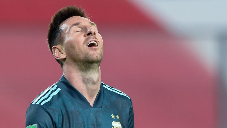 Messi würde sich wohl am liebsten verkriechen.