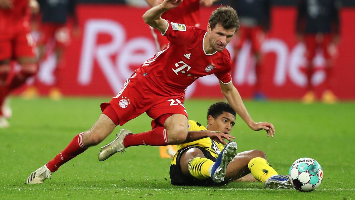 ... bei seinem ersten Bundesliga-Einsatz 17 Jahre, zwei Monate und 21 Tage alt war.