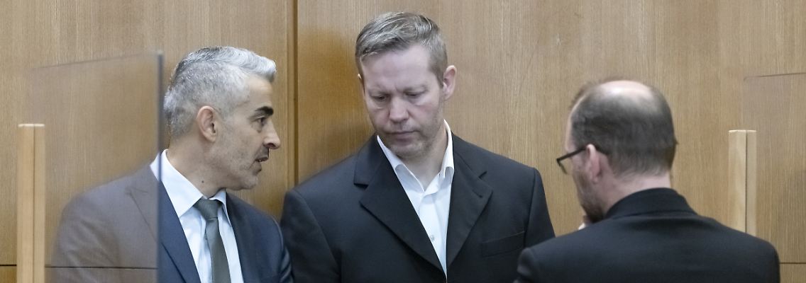 Stephan Ernst (Mitte) soll Lübcke aus rechtsextremistischen Motiven erschossen haben.