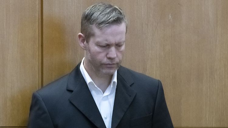 "Voll zurechnungsfähig, als er die Schüsse abgab": Der mutmaßliche Mörder Lübckes ließ sich von dem psychiatrischen Gutachter befragen.