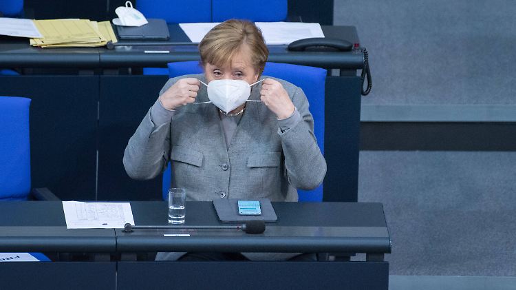 Merkels Plan: Zu Weihnachten wird gelockert, danach geht's wieder in den Teil-Lockdown.