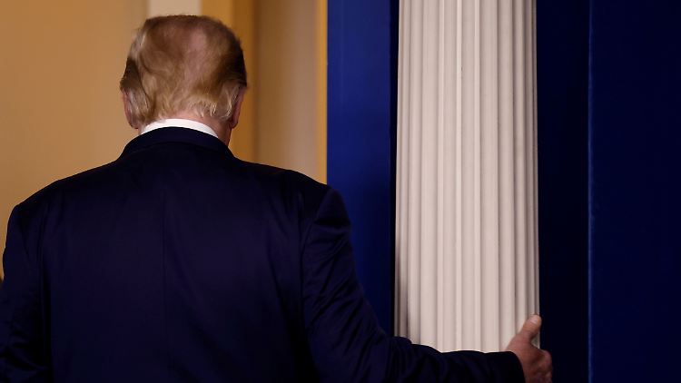 Greift zum Telefon: US-Präsident Trump gibt Michigan nicht verloren.
