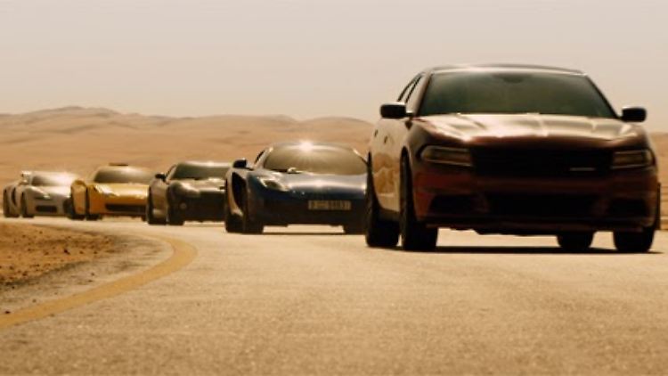 Auch bei Fast and Furious 7 geht der Puls bei den Verfolgungsjagden hoch.